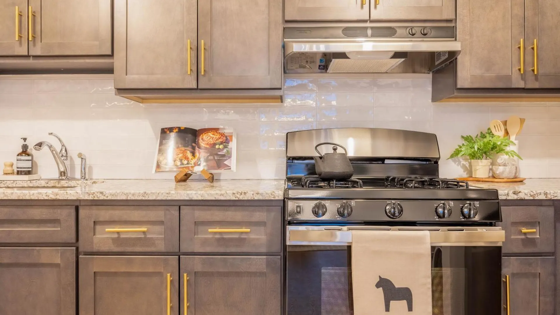 Designer Apt For 6, City Views, Near Times Square! Διαμέρισμα Νέα Υόρκη